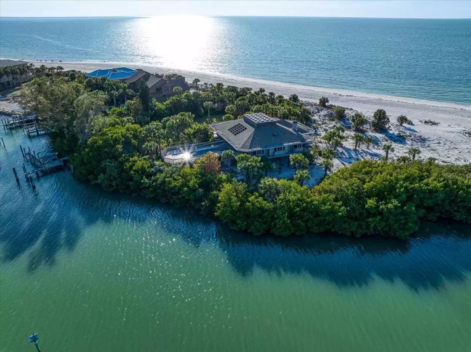 1198 Mandalay Point, Clearwater, Florida 33767, 3 Bedrooms Bedrooms, ,3 BathroomsBathrooms,Residential,For Sale,MANDALAY,U8231430