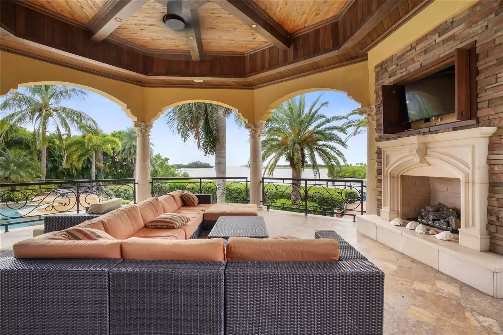1363 Oceanview Drive, Tierra Verde, Florida 33715, 5 Bedrooms Bedrooms, ,7 BathroomsBathrooms,Residential,For Sale,OCEANVIEW,U8187636