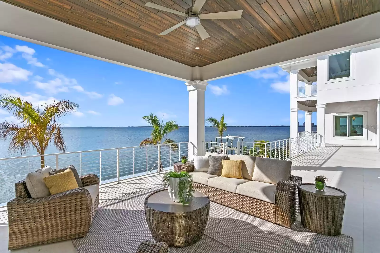 96 Martinique Avenue, Tampa, Florida 33606, 6 Bedrooms Bedrooms, ,8 BathroomsBathrooms,Residential,For Sale,MARTINIQUE,T3497745
