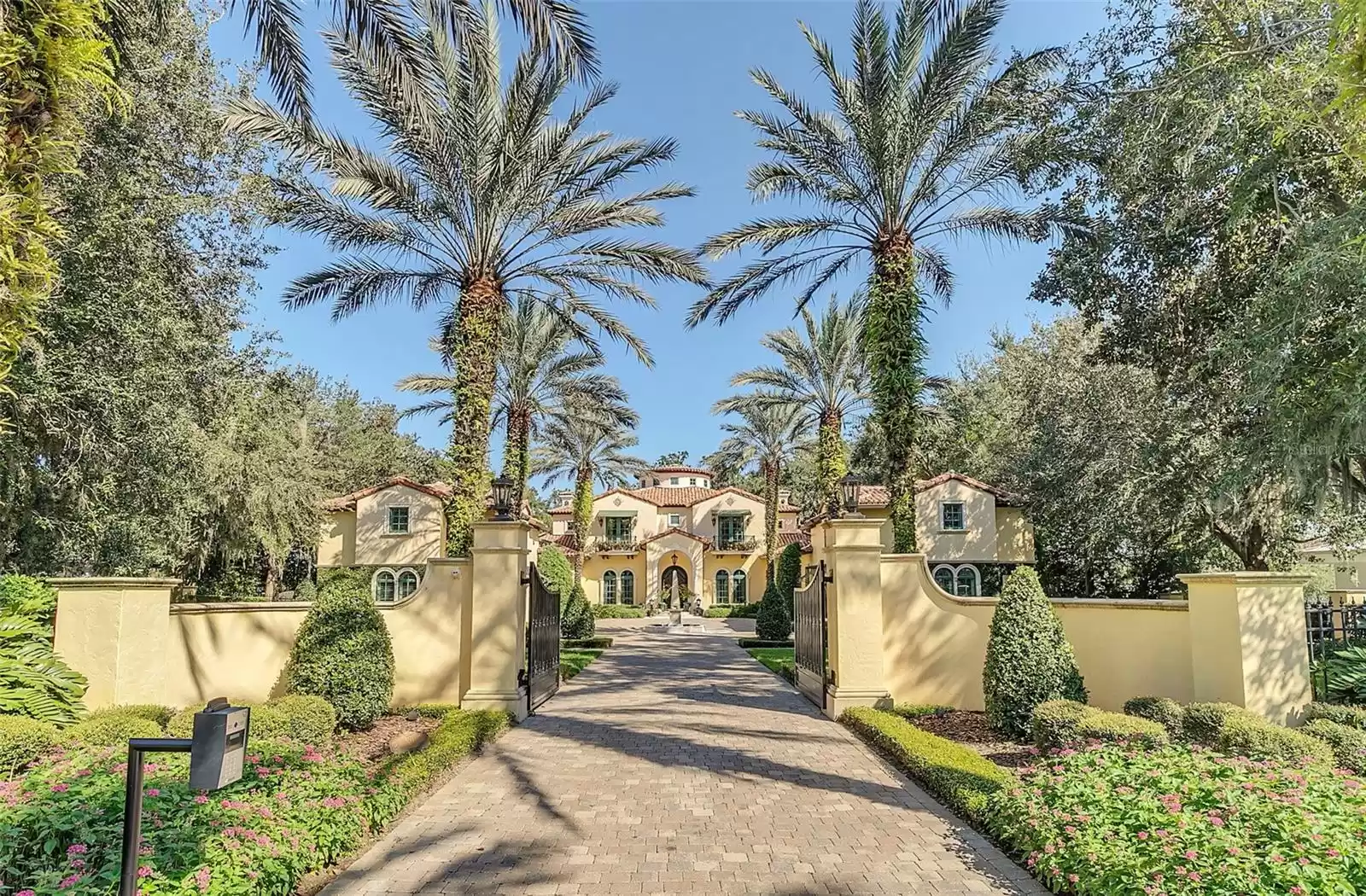 1120 PRESERVE POINT DRIVE, WINTER PARK, Florida 32789, 7 Bedrooms Bedrooms, ,9 BathroomsBathrooms,Residential,For Sale,PRESERVE POINT,0,MFRO6269585