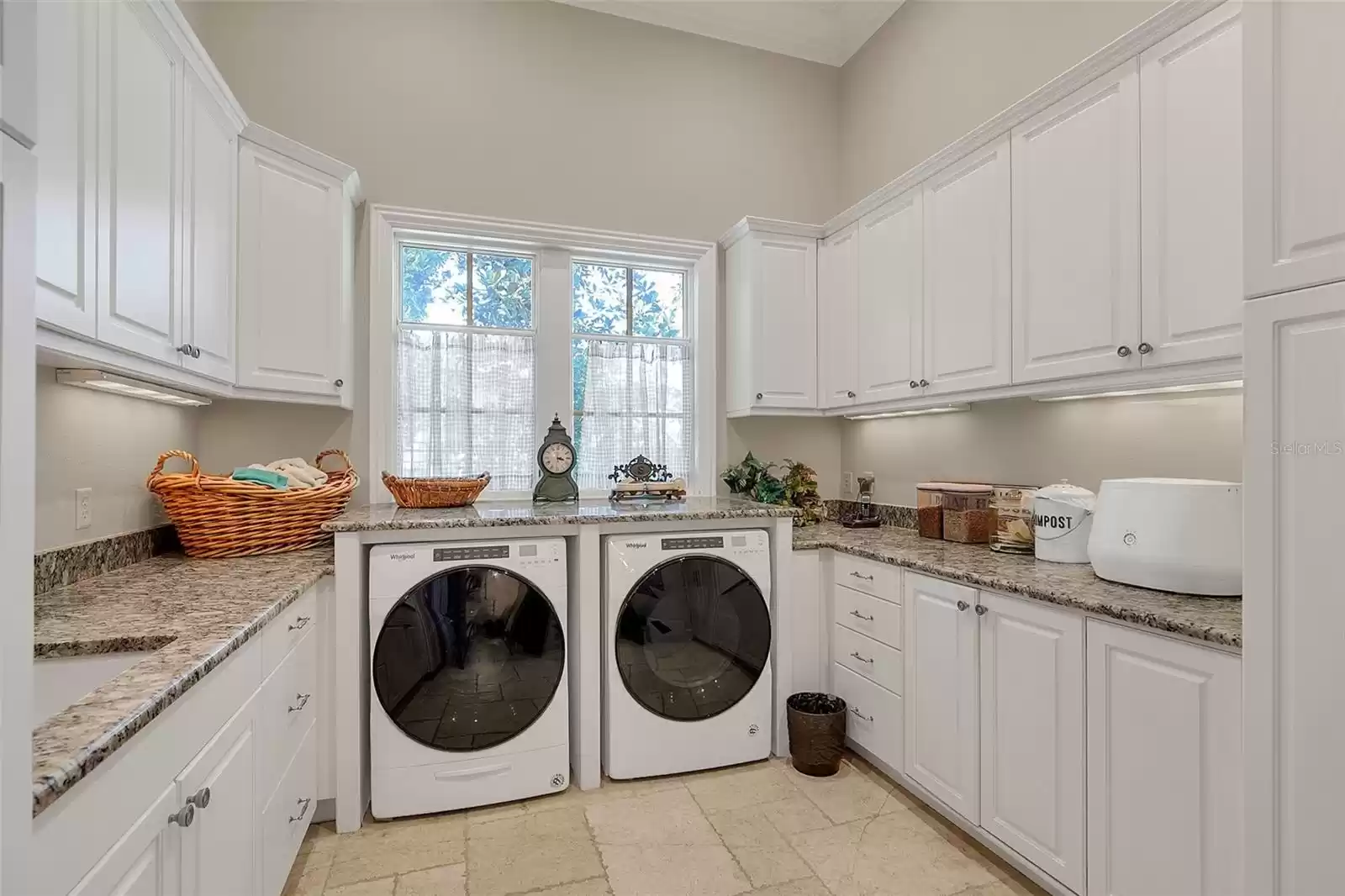 1120 PRESERVE POINT DRIVE, WINTER PARK, Florida 32789, 7 Bedrooms Bedrooms, ,9 BathroomsBathrooms,Residential,For Sale,PRESERVE POINT,0,MFRO6269585