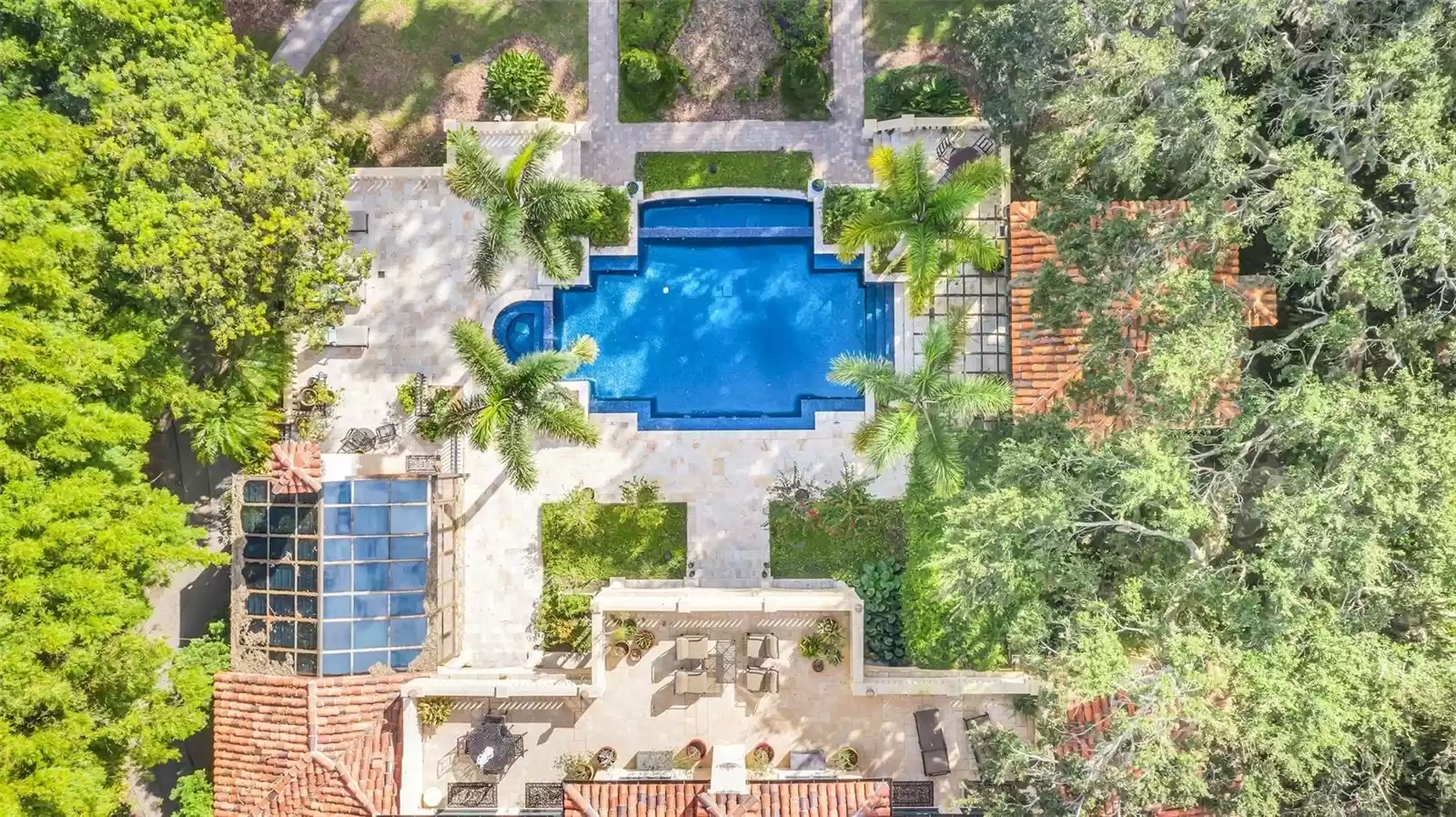 1120 PRESERVE POINT DRIVE, WINTER PARK, Florida 32789, 7 Bedrooms Bedrooms, ,9 BathroomsBathrooms,Residential,For Sale,PRESERVE POINT,0,MFRO6269585