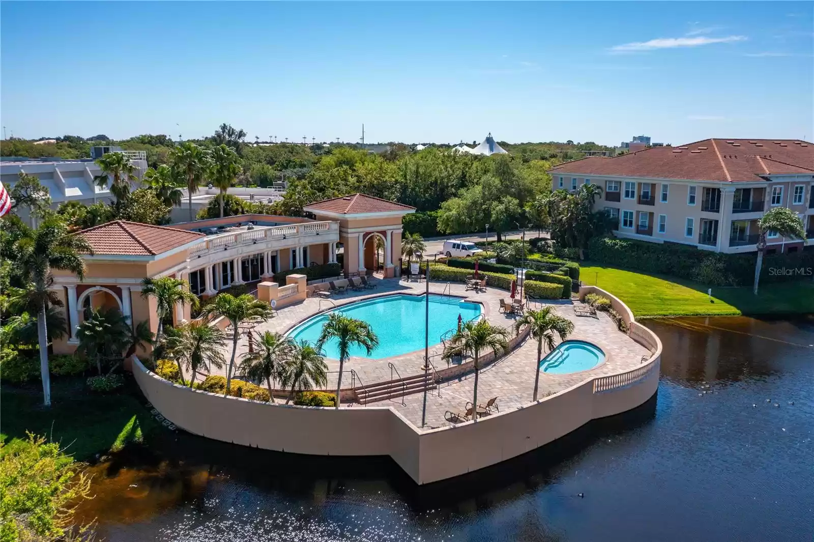 Marina Bay clubhouse, community pool, jacuzzi and fitness room.