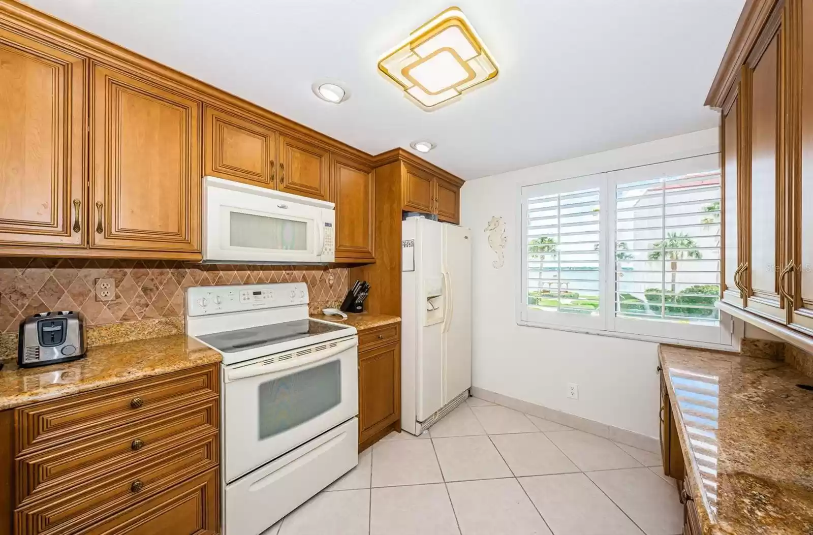 5532 LA PUERTA DEL SOL BOULEVARD, ST PETERSBURG, Florida 33715, 2 Bedrooms Bedrooms, ,2 BathroomsBathrooms,Residential Lease,For Rent,LA PUERTA DEL SOL,MFRU8150423