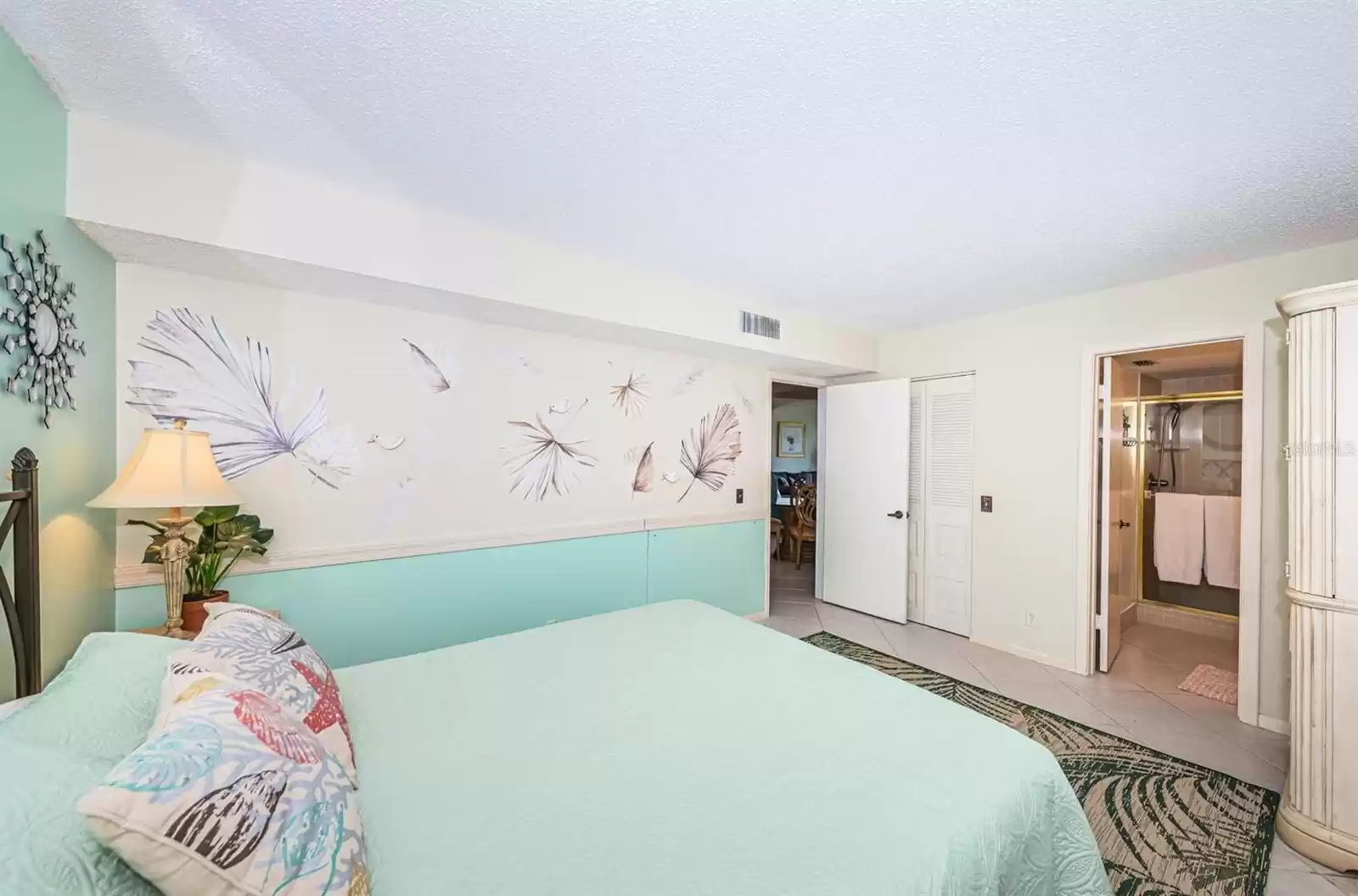 5532 LA PUERTA DEL SOL BOULEVARD, ST PETERSBURG, Florida 33715, 2 Bedrooms Bedrooms, ,2 BathroomsBathrooms,Residential Lease,For Rent,LA PUERTA DEL SOL,MFRU8150423