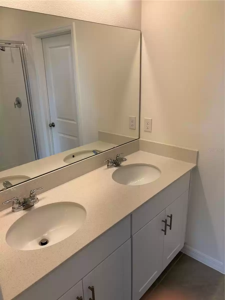 4437 SMALL CREEK ROAD, KISSIMMEE, Florida 34744, 3 Bedrooms Bedrooms, ,2 BathroomsBathrooms,Residential Lease,For Rent,SMALL CREEK,0,MFRS5119419