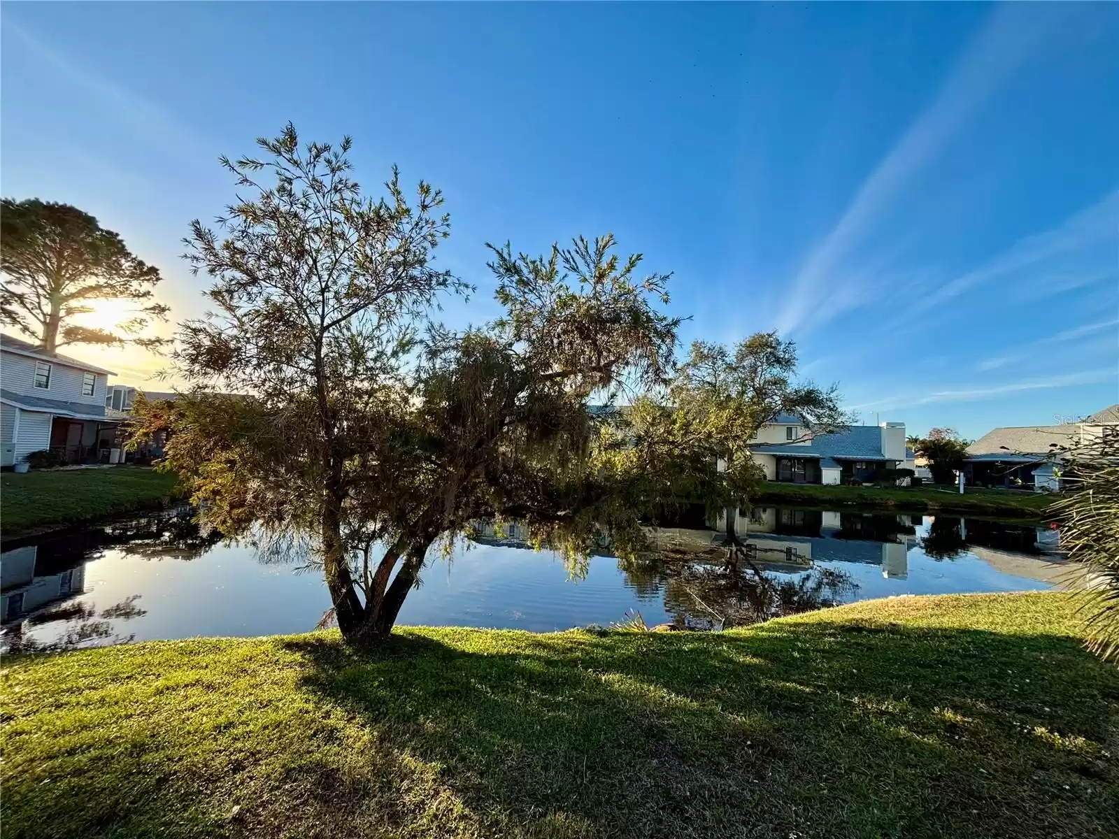 12620 CASTLE HILL DRIVE, TAMPA, Florida 33624, 2 Bedrooms Bedrooms, ,2 BathroomsBathrooms,Residential Lease,For Rent,CASTLE HILL,0,MFRTB8344029