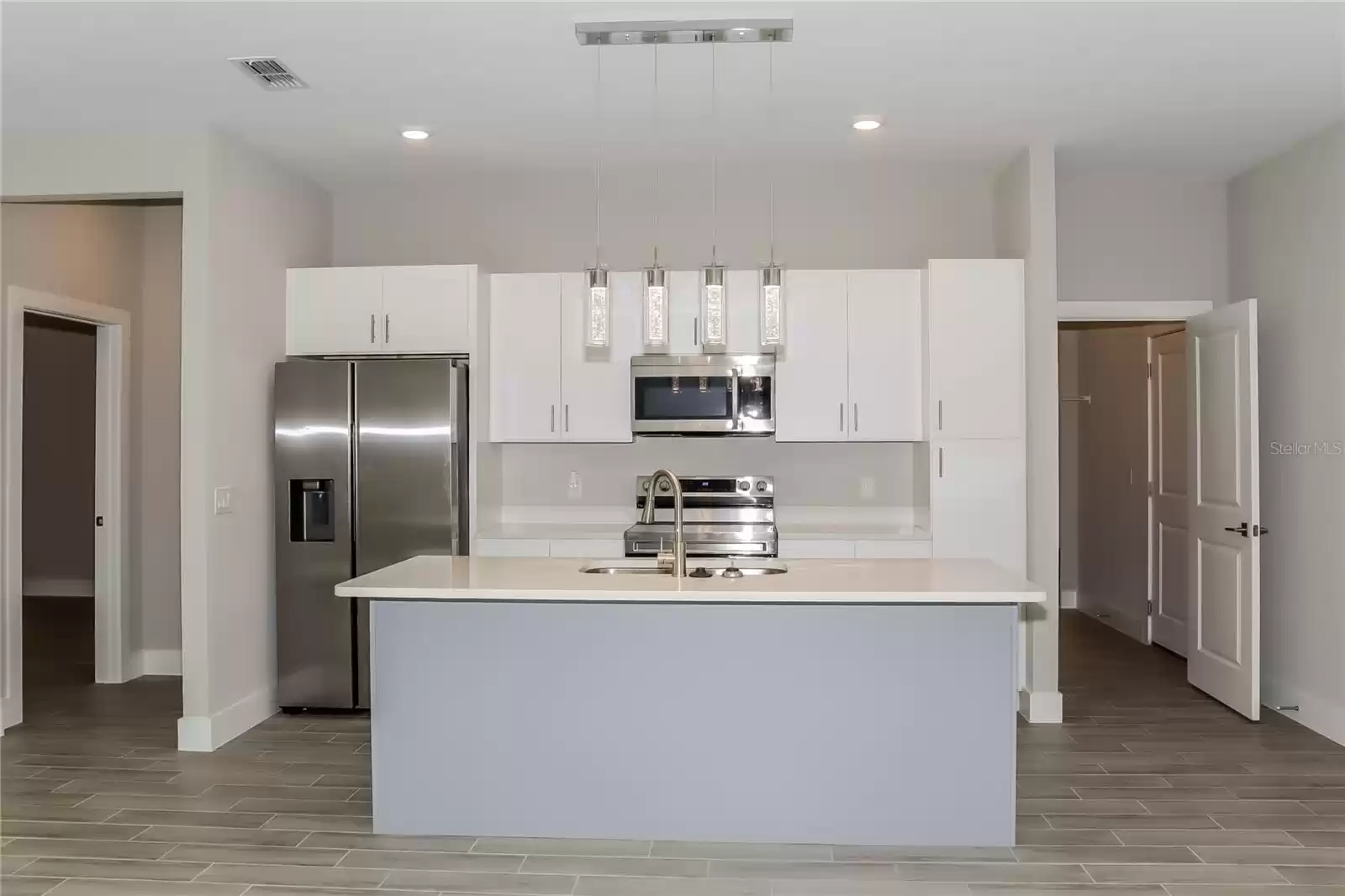 264 FIG COURT, KISSIMMEE, Florida 34759, 4 Bedrooms Bedrooms, ,2 BathroomsBathrooms,Residential Lease,For Rent,FIG,0,MFRTB8342108