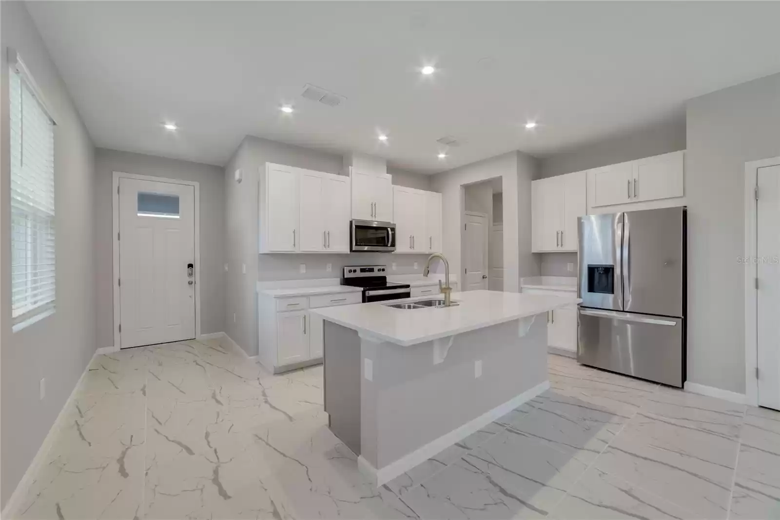 2590 ROYAL JASMINE COURT, CLERMONT, Florida 34711, 3 Bedrooms Bedrooms, ,3 BathroomsBathrooms,Residential Lease,For Rent,ROYAL JASMINE,0,MFRO6274271