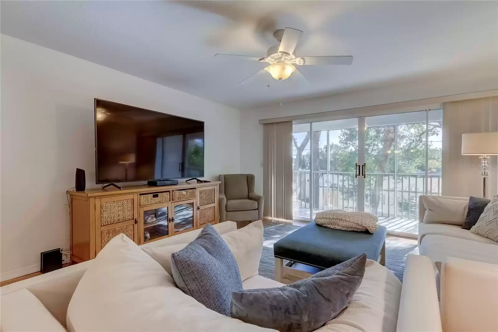 9732 INDIAN KEY TRAIL, SEMINOLE, Florida 33776, 3 Bedrooms Bedrooms, ,3 BathroomsBathrooms,Residential Lease,For Rent,INDIAN KEY,0,MFRTB8319702
