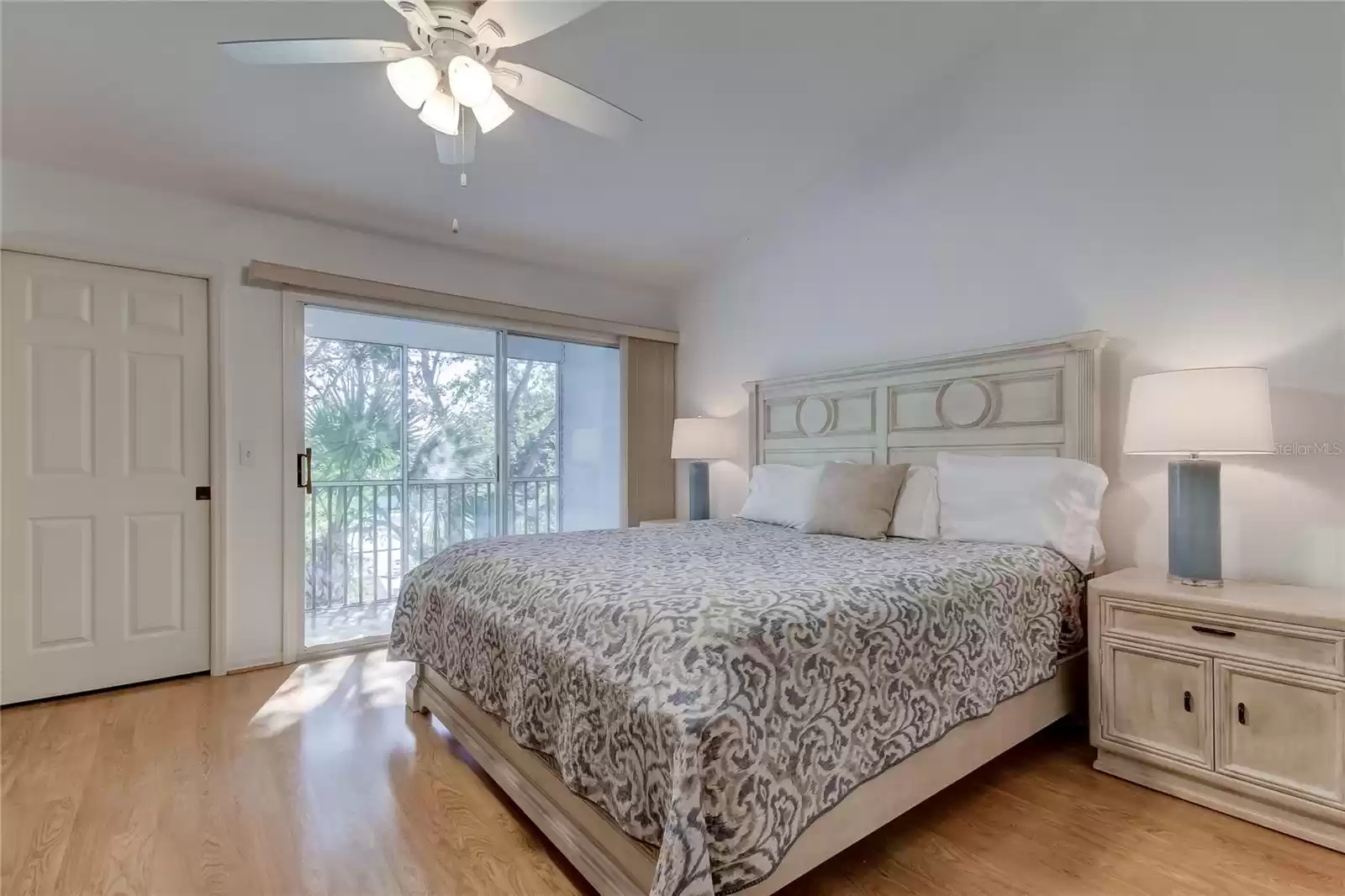 9732 INDIAN KEY TRAIL, SEMINOLE, Florida 33776, 3 Bedrooms Bedrooms, ,3 BathroomsBathrooms,Residential Lease,For Rent,INDIAN KEY,0,MFRTB8319702