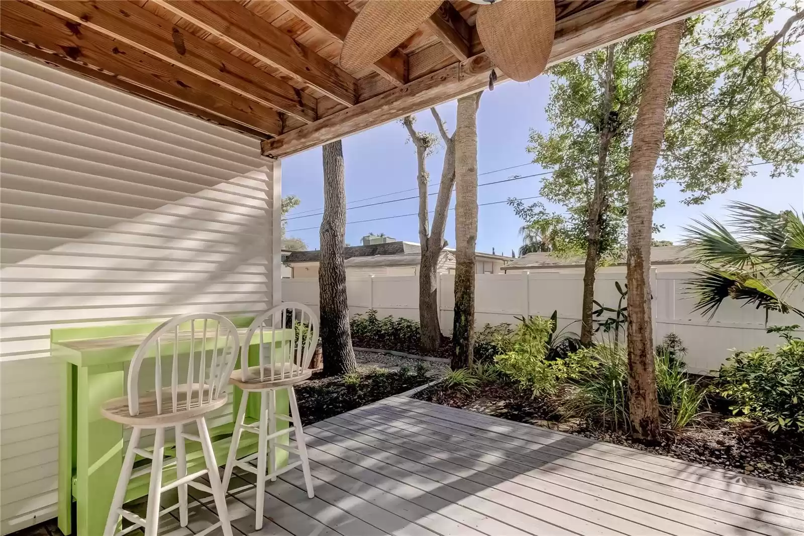 9732 INDIAN KEY TRAIL, SEMINOLE, Florida 33776, 3 Bedrooms Bedrooms, ,3 BathroomsBathrooms,Residential Lease,For Rent,INDIAN KEY,0,MFRTB8319702