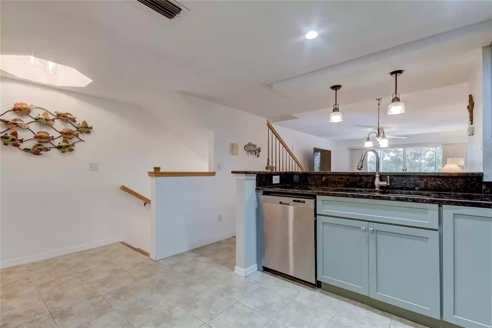 9732 INDIAN KEY TRAIL, SEMINOLE, Florida 33776, 3 Bedrooms Bedrooms, ,3 BathroomsBathrooms,Residential Lease,For Rent,INDIAN KEY,0,MFRTB8319702