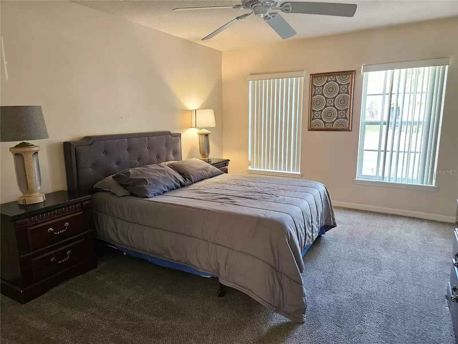 297 BLUE JAY WAY, DAVENPORT, Florida 33896, 4 Bedrooms Bedrooms, ,3 BathroomsBathrooms,Residential Lease,For Rent,BLUE JAY,0,MFRS5119572