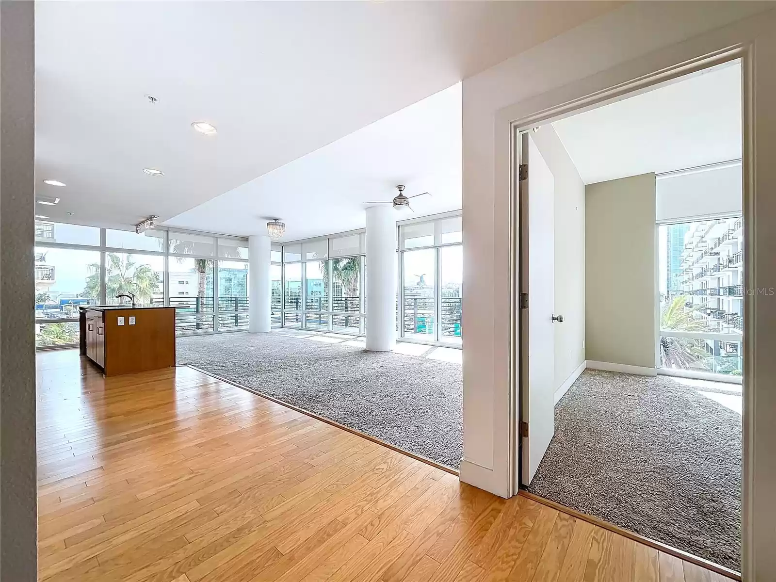 1208 KENNEDY BOULEVARD, TAMPA, Florida 33602, 2 Bedrooms Bedrooms, ,2 BathroomsBathrooms,Residential Lease,For Rent,KENNEDY,0,MFRTB8342184