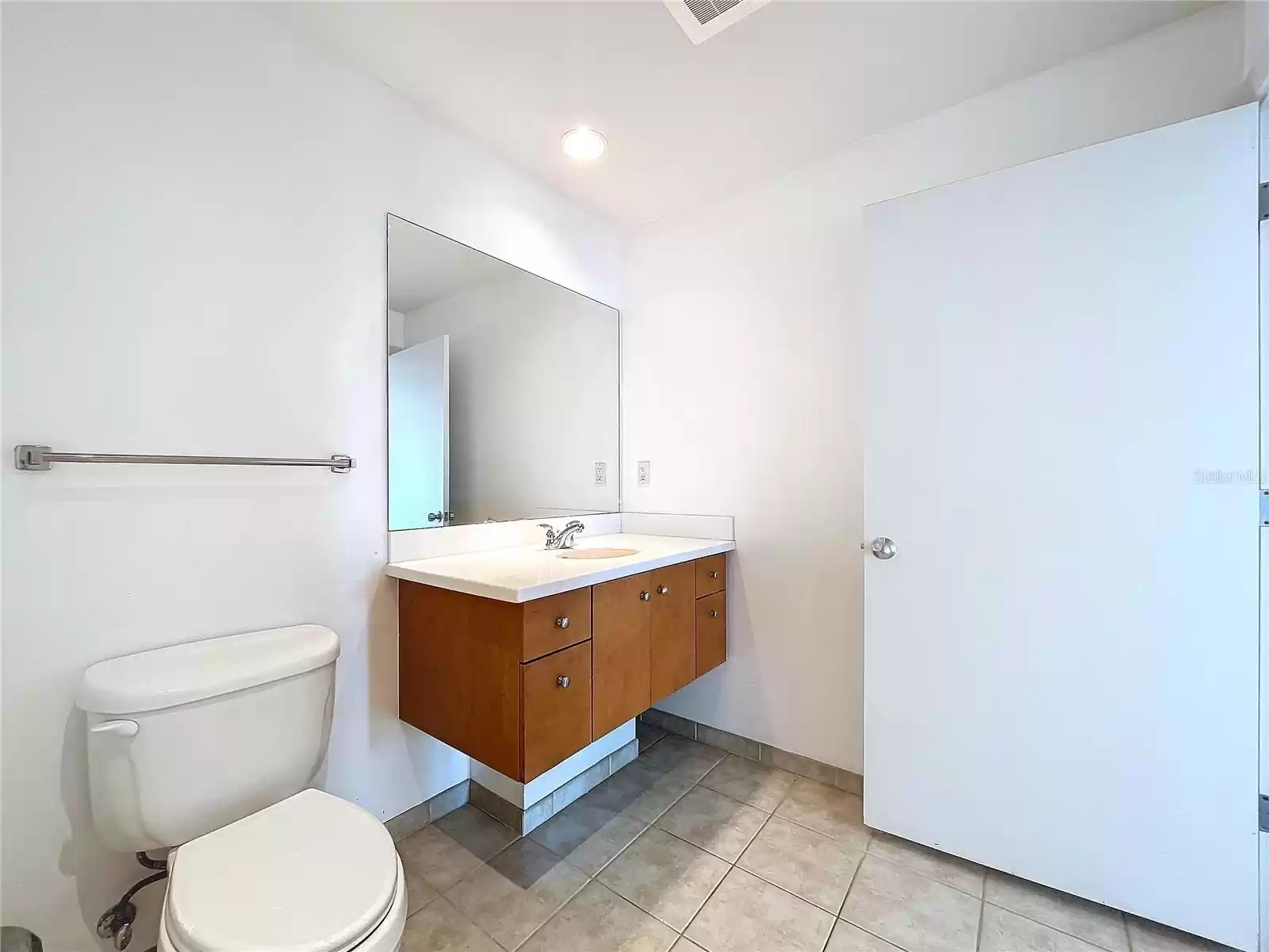 1208 KENNEDY BOULEVARD, TAMPA, Florida 33602, 2 Bedrooms Bedrooms, ,2 BathroomsBathrooms,Residential Lease,For Rent,KENNEDY,0,MFRTB8342184