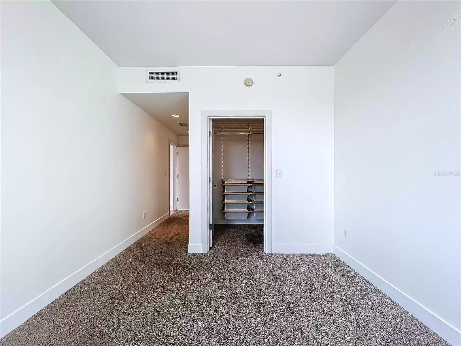 1208 KENNEDY BOULEVARD, TAMPA, Florida 33602, 2 Bedrooms Bedrooms, ,2 BathroomsBathrooms,Residential Lease,For Rent,KENNEDY,0,MFRTB8342184