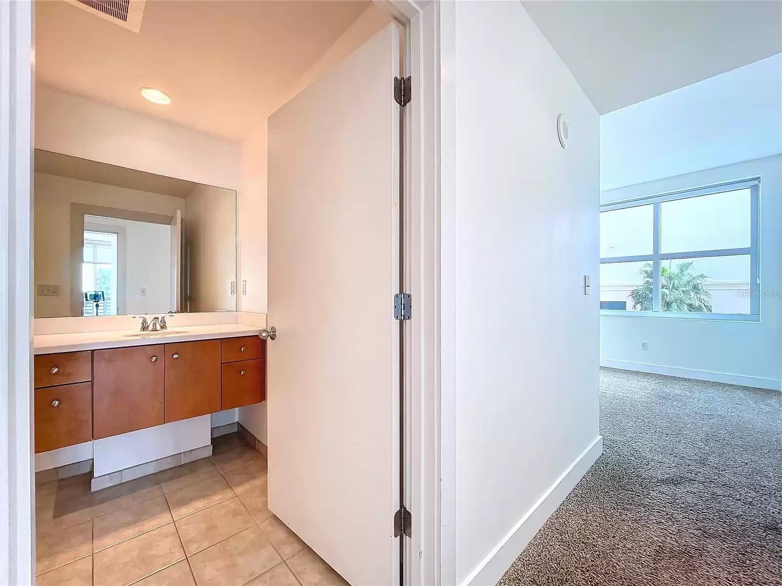 1208 KENNEDY BOULEVARD, TAMPA, Florida 33602, 2 Bedrooms Bedrooms, ,2 BathroomsBathrooms,Residential Lease,For Rent,KENNEDY,0,MFRTB8342184