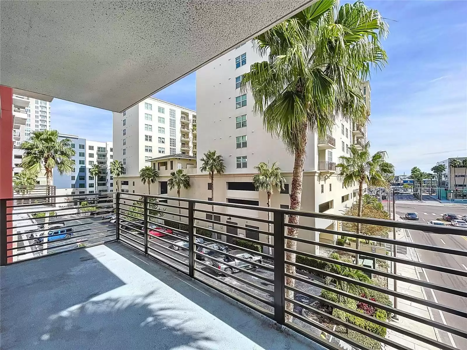 1208 KENNEDY BOULEVARD, TAMPA, Florida 33602, 2 Bedrooms Bedrooms, ,2 BathroomsBathrooms,Residential Lease,For Rent,KENNEDY,0,MFRTB8342184