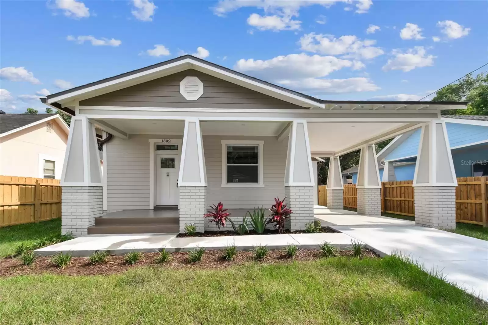 1309 CAYUGA STREET, TAMPA, Florida 33603, 3 Bedrooms Bedrooms, ,2 BathroomsBathrooms,Residential,For Sale,CAYUGA,0,MFRTB8339018