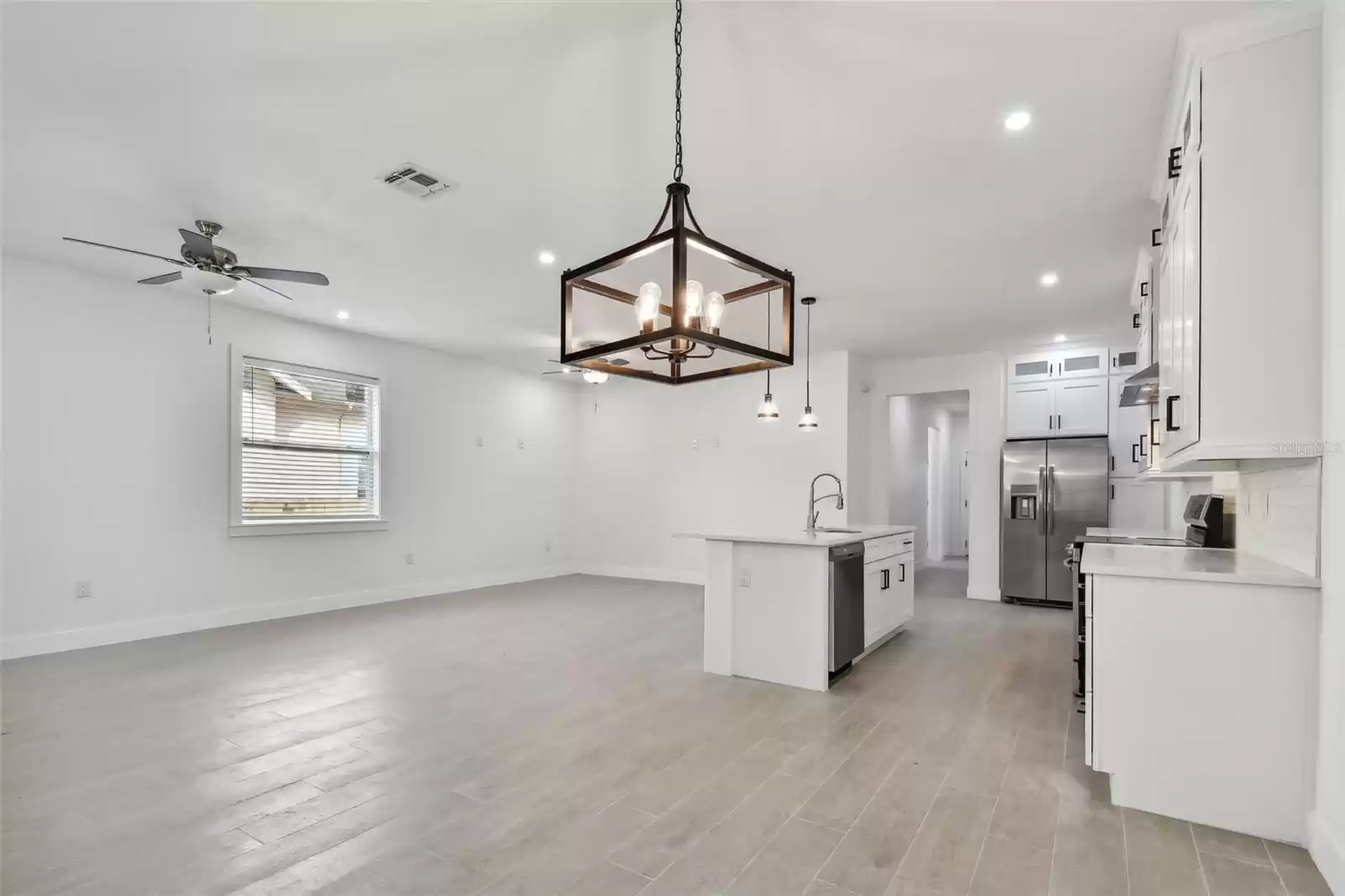 1309 CAYUGA STREET, TAMPA, Florida 33603, 3 Bedrooms Bedrooms, ,2 BathroomsBathrooms,Residential,For Sale,CAYUGA,0,MFRTB8339018