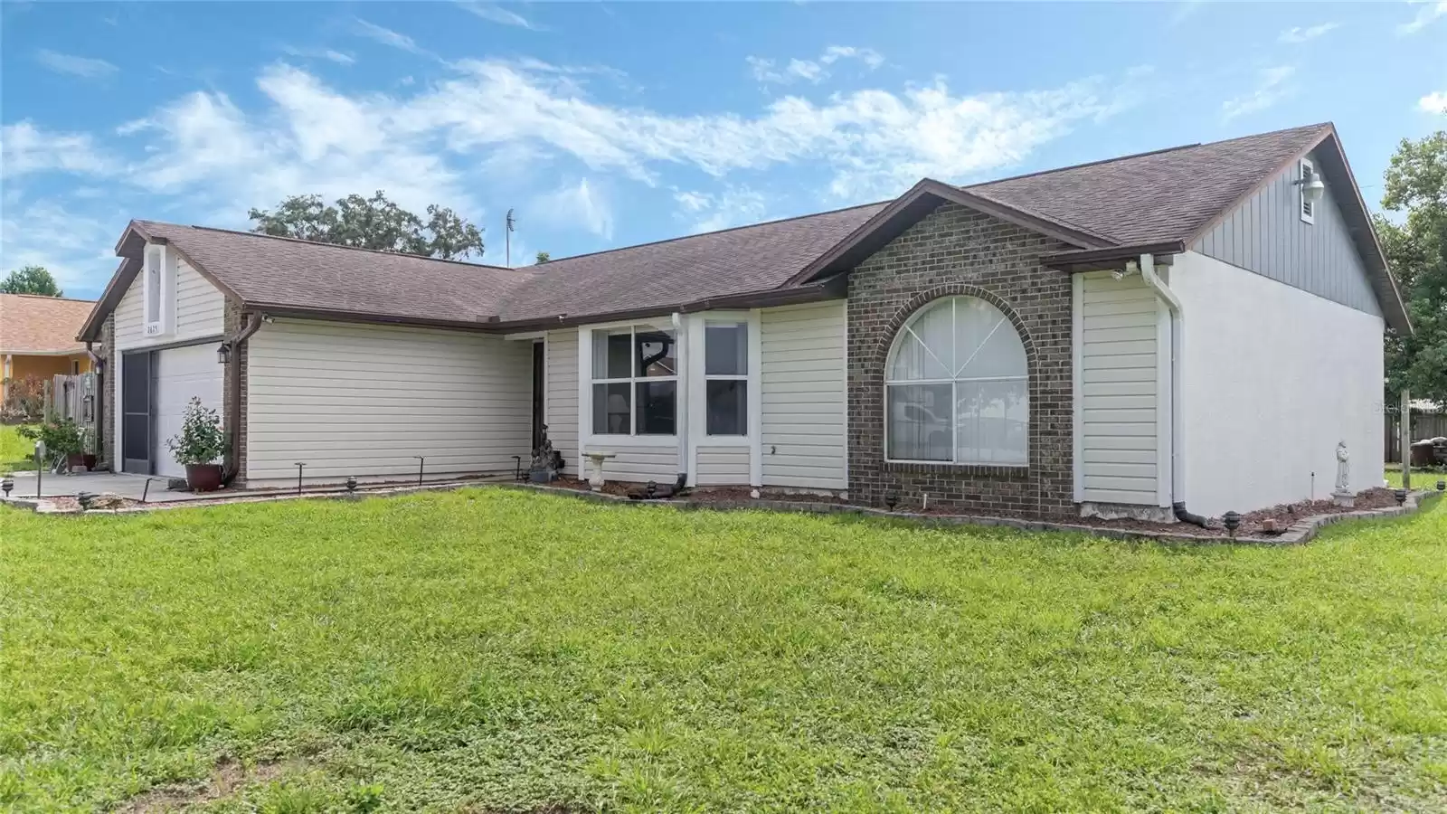 2625 SWEET SPRINGS STREET, DELTONA, Florida 32738, 3 Bedrooms Bedrooms, ,2 BathroomsBathrooms,Residential,For Sale,SWEET SPRINGS,0,MFRV4938541