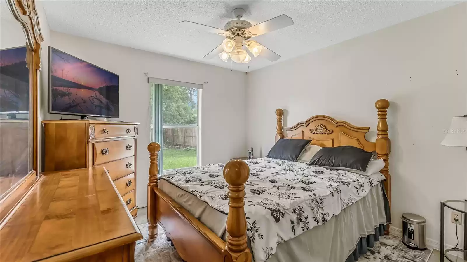 2625 SWEET SPRINGS STREET, DELTONA, Florida 32738, 3 Bedrooms Bedrooms, ,2 BathroomsBathrooms,Residential,For Sale,SWEET SPRINGS,0,MFRV4938541