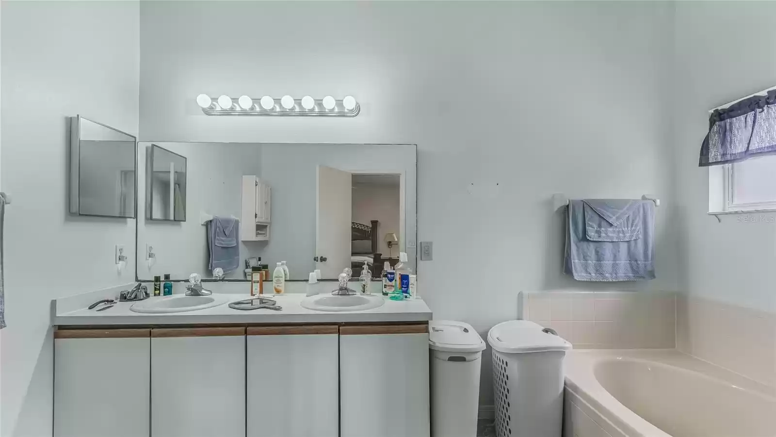 2625 SWEET SPRINGS STREET, DELTONA, Florida 32738, 3 Bedrooms Bedrooms, ,2 BathroomsBathrooms,Residential,For Sale,SWEET SPRINGS,0,MFRV4938541