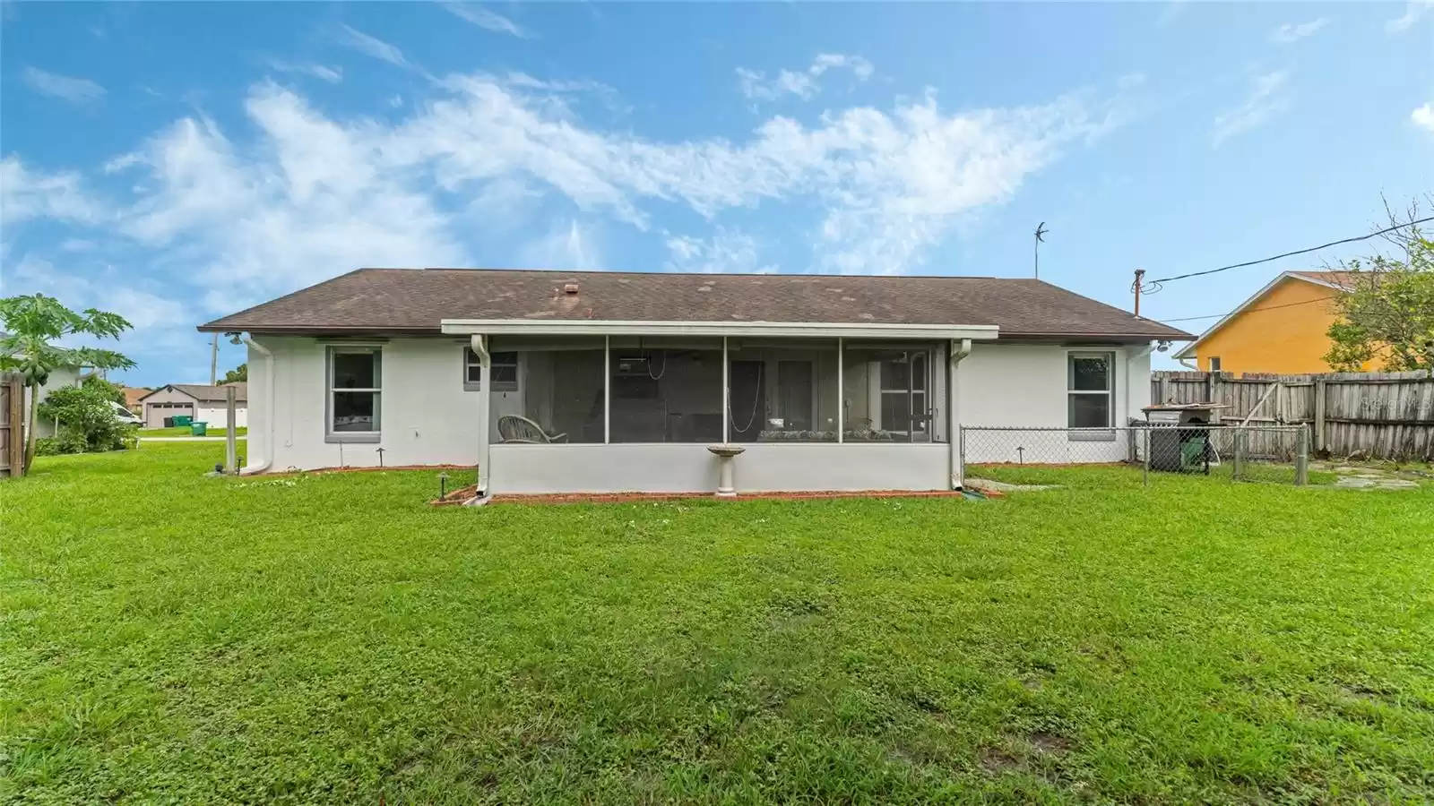 2625 SWEET SPRINGS STREET, DELTONA, Florida 32738, 3 Bedrooms Bedrooms, ,2 BathroomsBathrooms,Residential,For Sale,SWEET SPRINGS,0,MFRV4938541