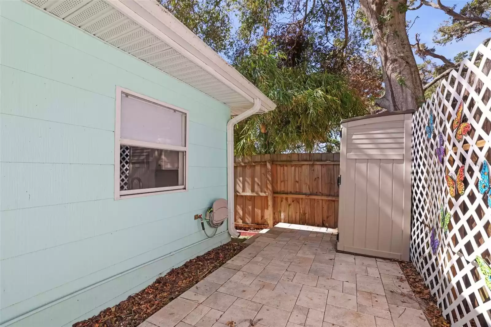 1822 WASHINGTON AVENUE, CLEARWATER, Florida 33755, 2 Bedrooms Bedrooms, ,2 BathroomsBathrooms,Residential,For Sale,WASHINGTON,0,MFRTB8317279
