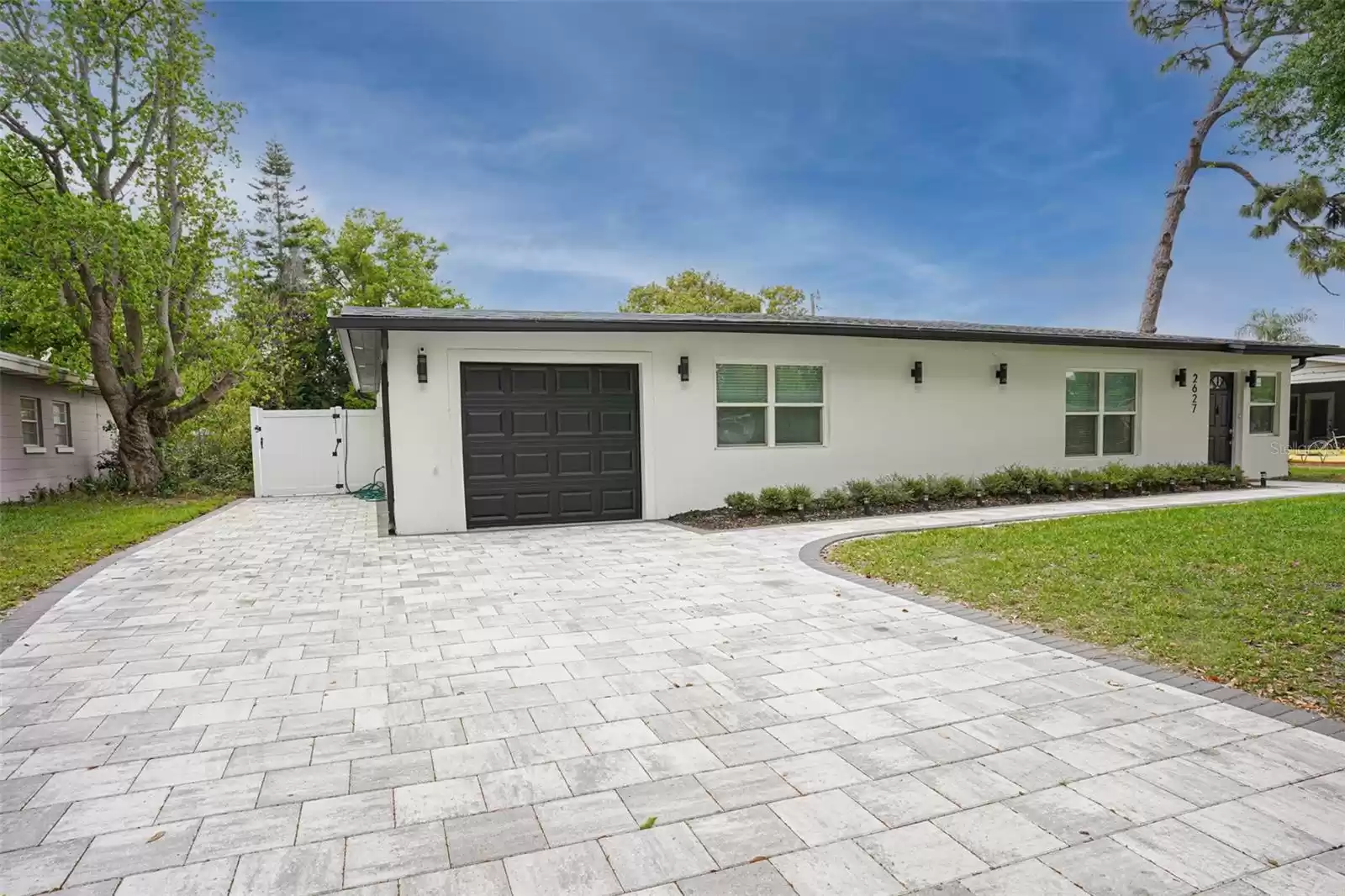 2627 AMBERGATE ROAD, WINTER PARK, Florida 32792, 4 Bedrooms Bedrooms, ,3 BathroomsBathrooms,Residential,For Sale,AMBERGATE,MFRO6093816